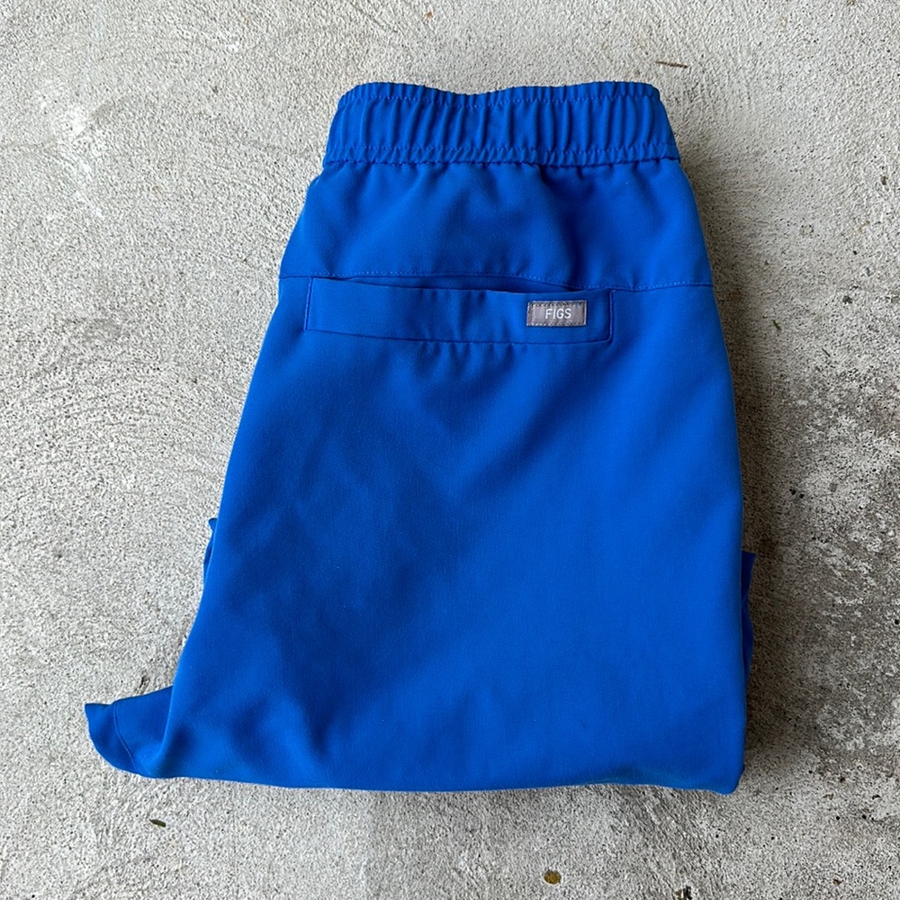 Blue Figs jogger scrub pants size medium regular